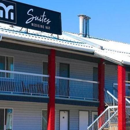 Medicine Hat Inn & Suites Exterior foto